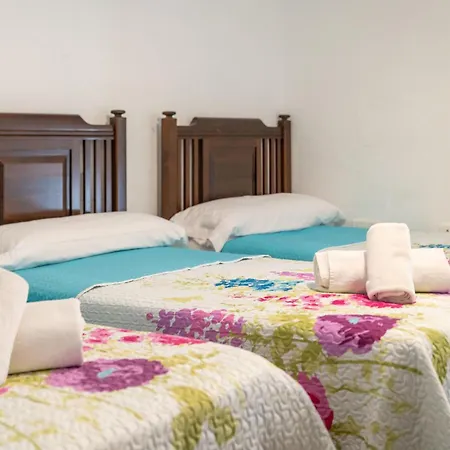 El Abuelo Guest house Guaro