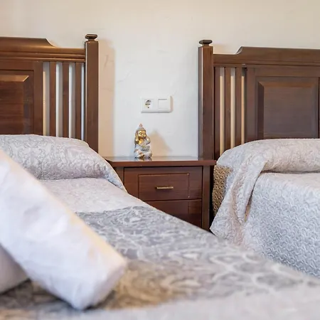El Abuelo Guest house Guaro