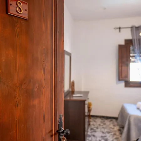 Guest house El Abuelo Guaro