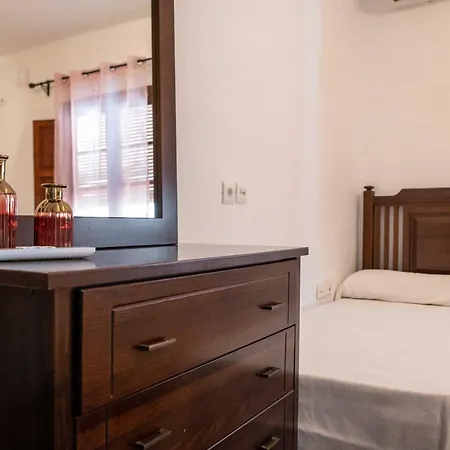 Guest house El Abuelo Guaro